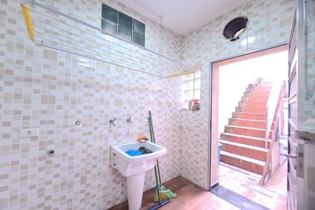 Casa para alugar com 90m², 2 quartos e 1 vaga Casa para alugar com 90m², 2 quartos e 1 vagaÁrea de Serviço