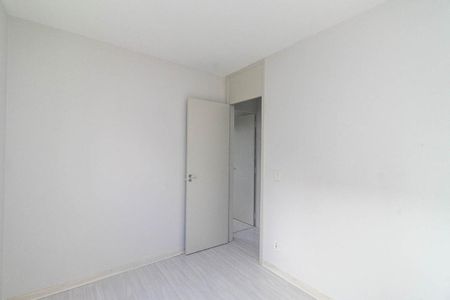 Quarto 1 de apartamento para alugar com 2 quartos, 60m² em Humaitá, Porto Alegre