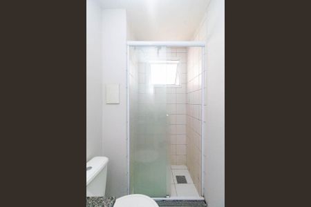 Banheiro de apartamento para alugar com 2 quartos, 60m² em Humaitá, Porto Alegre