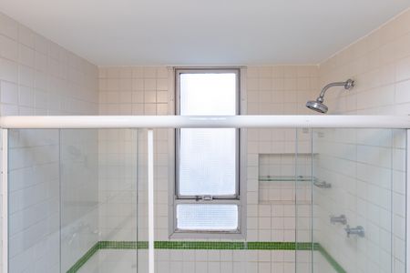 Apartamento para alugar com 140m², 3 quartos e 2 vagas