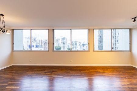Apartamento para alugar com 140m², 3 quartos e 2 vagas