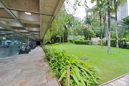 Apartamento para alugar com 140m², 3 quartos e 2 vagas
