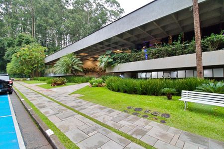 Apartamento para alugar com 140m², 3 quartos e 2 vagas