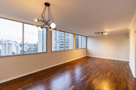 Apartamento para alugar com 3 quartos, 140m² em Vila Suzana, São Paulo