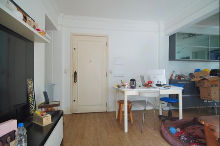 Sala de apartamento para alugar com 3 quartos, 105m² em Petrópolis, Porto Alegre
