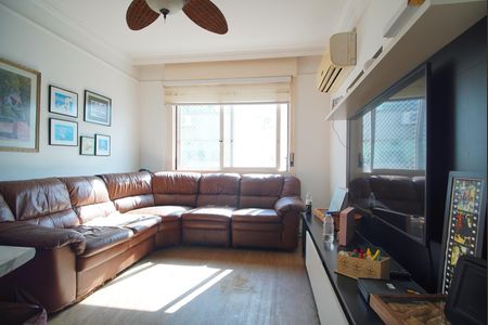 Sala de apartamento para alugar com 3 quartos, 105m² em Petrópolis, Porto Alegre