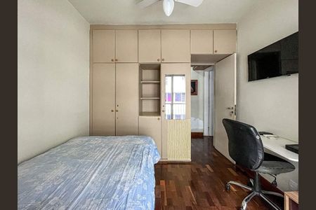 Apartamento à venda com 77m², 2 quartos e 1 vaga