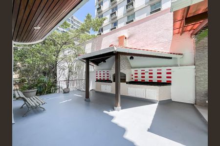 Apartamento à venda com 77m², 2 quartos e 1 vaga
