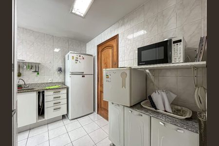 Apartamento à venda com 77m², 2 quartos e 1 vaga