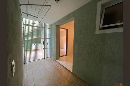 Casa à venda com 4 quartos, 152m² em Jardim Picolo, São Paulo