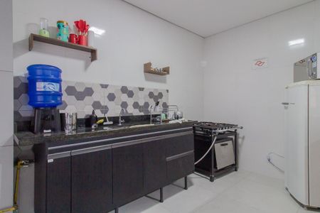Apartamento para alugar com 58m², 2 quartos e 1 vaga Apartamento para alugar com 58m², 2 quartos e 1 vagaSalão de Festas - cozinha