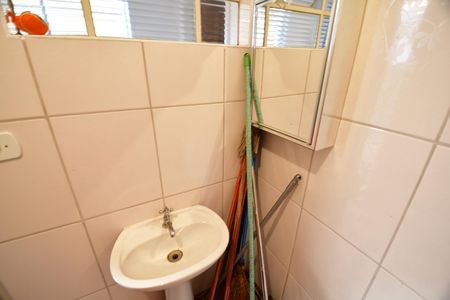 Casa à venda com 161m², 3 quartos e 2 vagasBanheiro de serviço