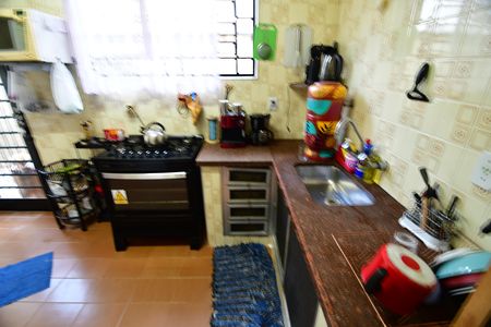 Casa à venda com 161m², 3 quartos e 2 vagasCozinha