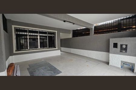 Casa à venda com 134m², 3 quartos e 2 vagas