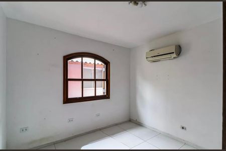 Casa à venda com 134m², 3 quartos e 2 vagas