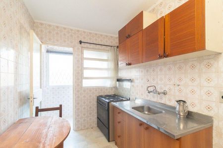 Cozinha de apartamento para alugar com 3 quartos, 50m² em Petrópolis, Porto Alegre