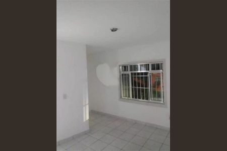Casa à venda com 4 quartos, 220m² em Vila Zat, São Paulo