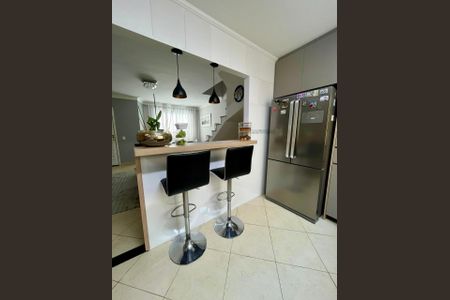 Casa de condomínio para alugar com 125m², 3 quartos e 3 vagasCozinha