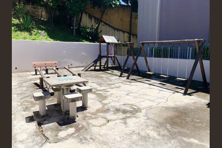 Apartamento à venda com 61m², 2 quartos e 1 vaga