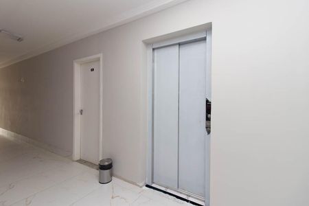 Apartamento para alugar com 40m², 1 quarto e sem vaga Apartamento para alugar com 40m², 1 quarto e sem vagaElevador