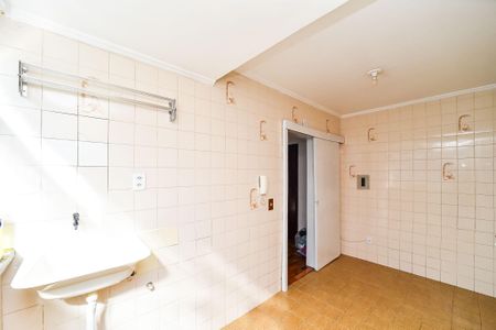 Apartamento para alugar com 70m², 2 quartos e sem vagaCozinha e Área de Serviço