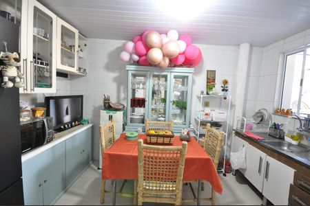 Casa à venda com 200m², 3 quartos e sem vagaCozinha 2