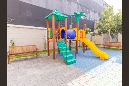Apartamento à venda com 30m², 1 quarto e sem vaga Apartamento à venda com 30m², 1 quarto e sem vagaÁrea comum - Playground