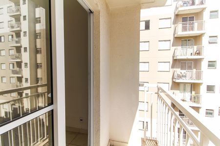 Apartamento para alugar com 49m², 2 quartos e sem vagaSacada