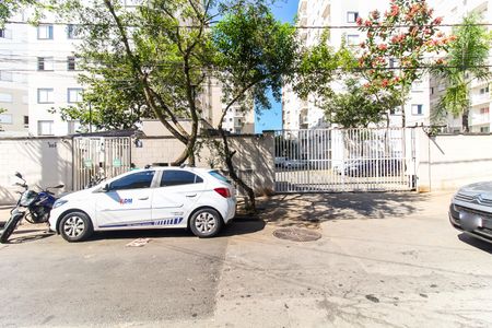 Apartamento para alugar com 49m², 2 quartos e sem vagaFachada