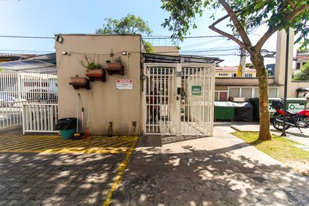 Apartamento para alugar com 49m², 2 quartos e sem vagaEntrada