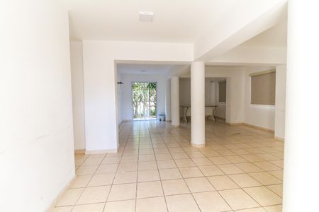 Apartamento para alugar com 49m², 2 quartos e sem vagaÁrea comum - Salão de festas