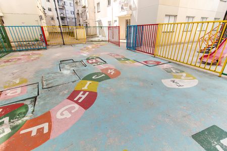 Apartamento para alugar com 49m², 2 quartos e sem vagaÁrea comum - Playground