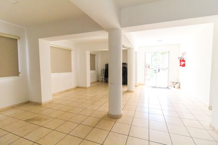 Apartamento para alugar com 49m², 2 quartos e sem vagaÁrea comum - Salão de festas