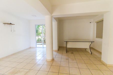 Apartamento para alugar com 49m², 2 quartos e sem vagaÁrea comum - Salão de festas