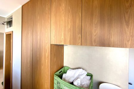 Apartamento à venda com 134m², 4 quartos e 2 vagas Apartamento à venda com 134m², 4 quartos e 2 vagasÁrea de Serviço