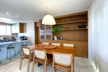 Sala de Jantar de apartamento à venda com 4 quartos, 134m² em Belvedere, Belo Horizonte