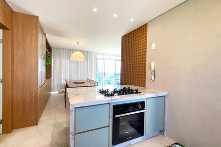 Apartamento à venda com 134m², 4 quartos e 2 vagas Apartamento à venda com 134m², 4 quartos e 2 vagasCozinha