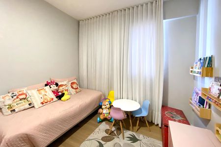 Apartamento à venda com 134m², 4 quartos e 2 vagas Apartamento à venda com 134m², 4 quartos e 2 vagasQuarto 2