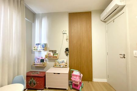 Apartamento à venda com 134m², 4 quartos e 2 vagas Apartamento à venda com 134m², 4 quartos e 2 vagasQuarto 2