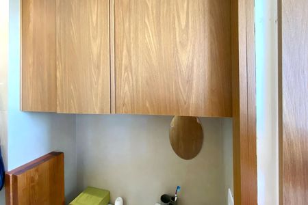 Apartamento à venda com 134m², 4 quartos e 2 vagas Apartamento à venda com 134m², 4 quartos e 2 vagasDespensa