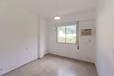 Suíte de apartamento para alugar com 3 quartos, 80m² em Tijuca, Rio de Janeiro