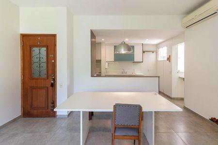 Apartamento para alugar com 80m², 3 quartos e 1 vagaSala