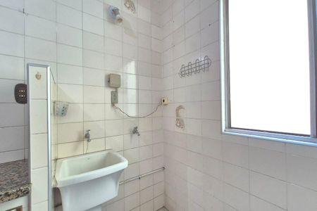 Apartamento à venda com 72m², 3 quartos e 1 vagaÁrea de Serviço