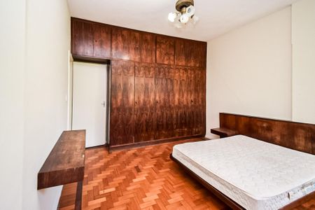 Apartamento à venda com 77m², 2 quartos e 1 vaga