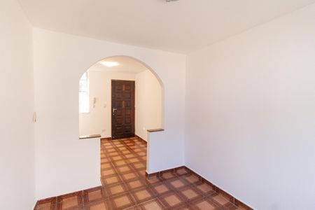 Sala de apartamento para alugar com 2 quartos, 55m² em Conjunto Habitacional Presidente Castelo Branco, Carapicuíba