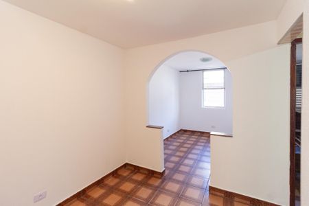 Sala de apartamento para alugar com 2 quartos, 55m² em Conjunto Habitacional Presidente Castelo Branco, Carapicuíba