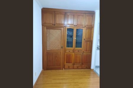 Apartamento à venda com 57m², 2 quartos e 1 vagaFoto 01