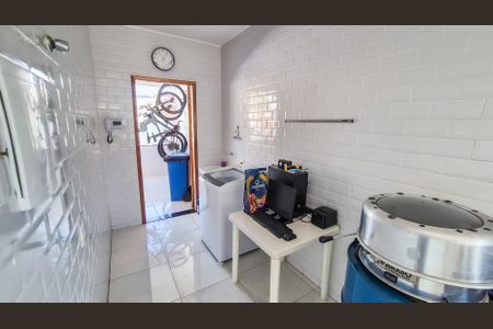 Apartamento à venda com 136m², 3 quartos e 1 vagaÁrea de Serviço