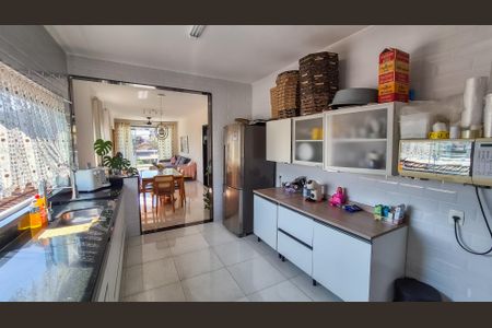 Apartamento à venda com 136m², 3 quartos e 1 vagaCozinha 