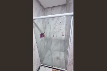 Apartamento à venda com 136m², 3 quartos e 1 vagaBanheiro Quarto 2